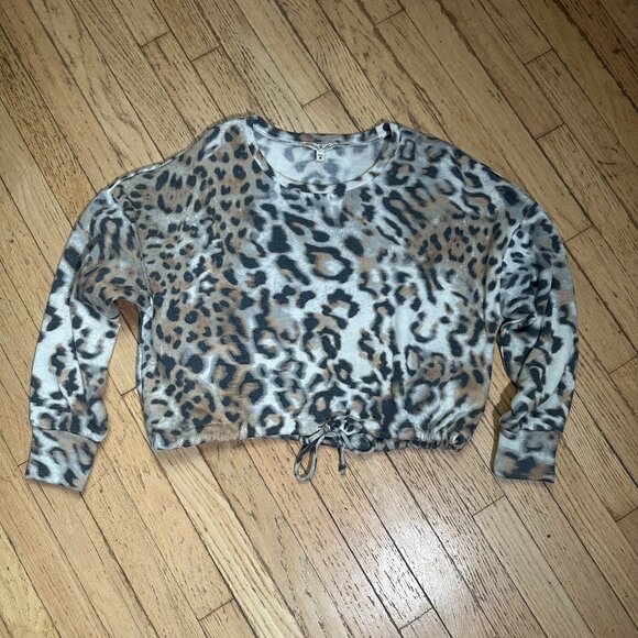 Express One Eleven Leopard Print Slouchy Oversized Cropped Sweatshirt - XS - Picture 2 of 6